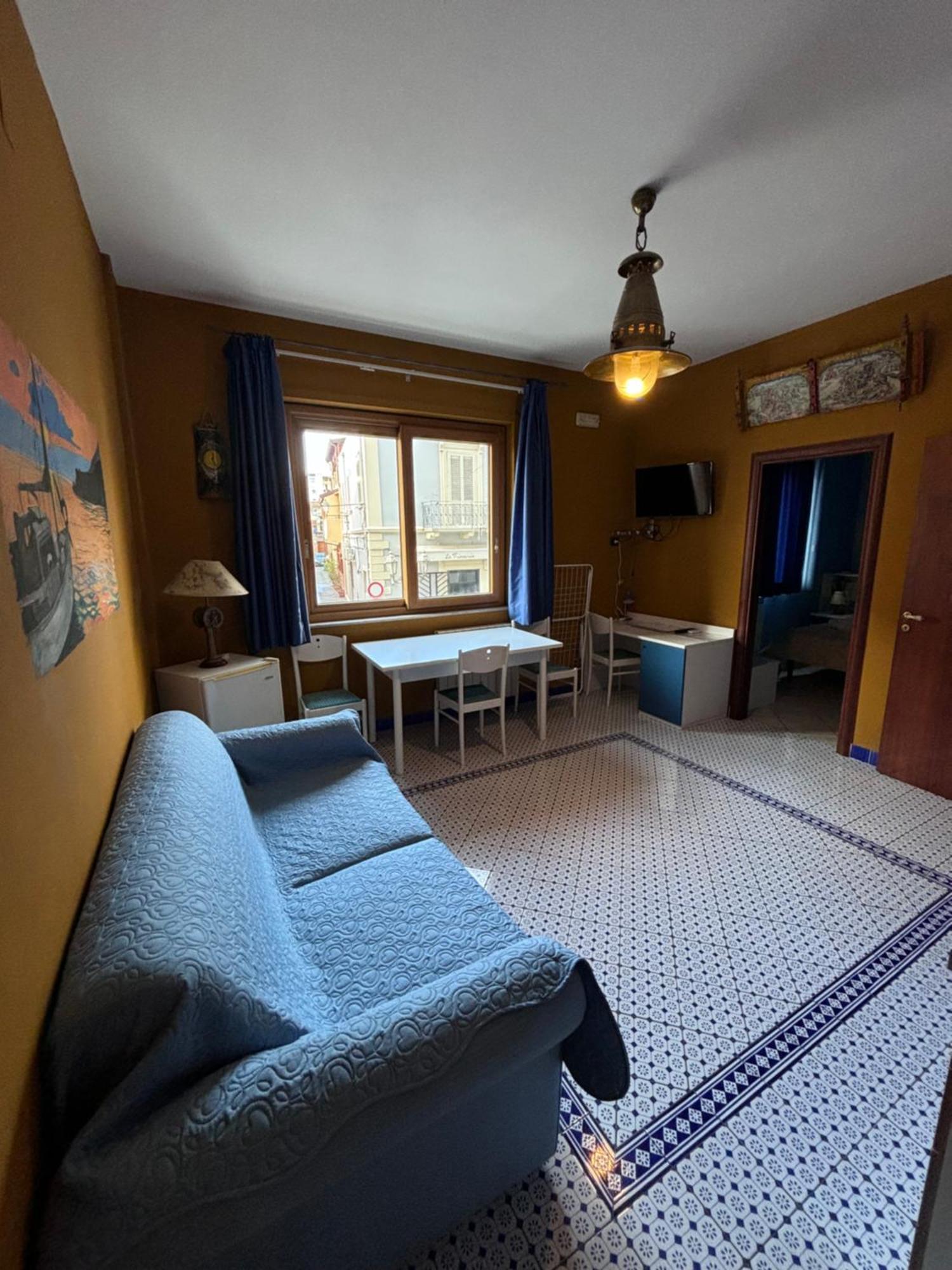 Le Soleil B&B ミラッツォ エクステリア 写真